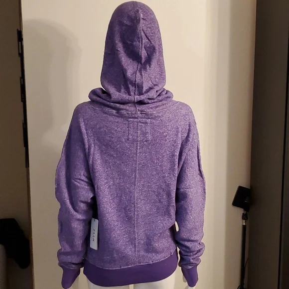 🎄5/$30🎄NWT Natalie Hoodie - Picture 4 of 7